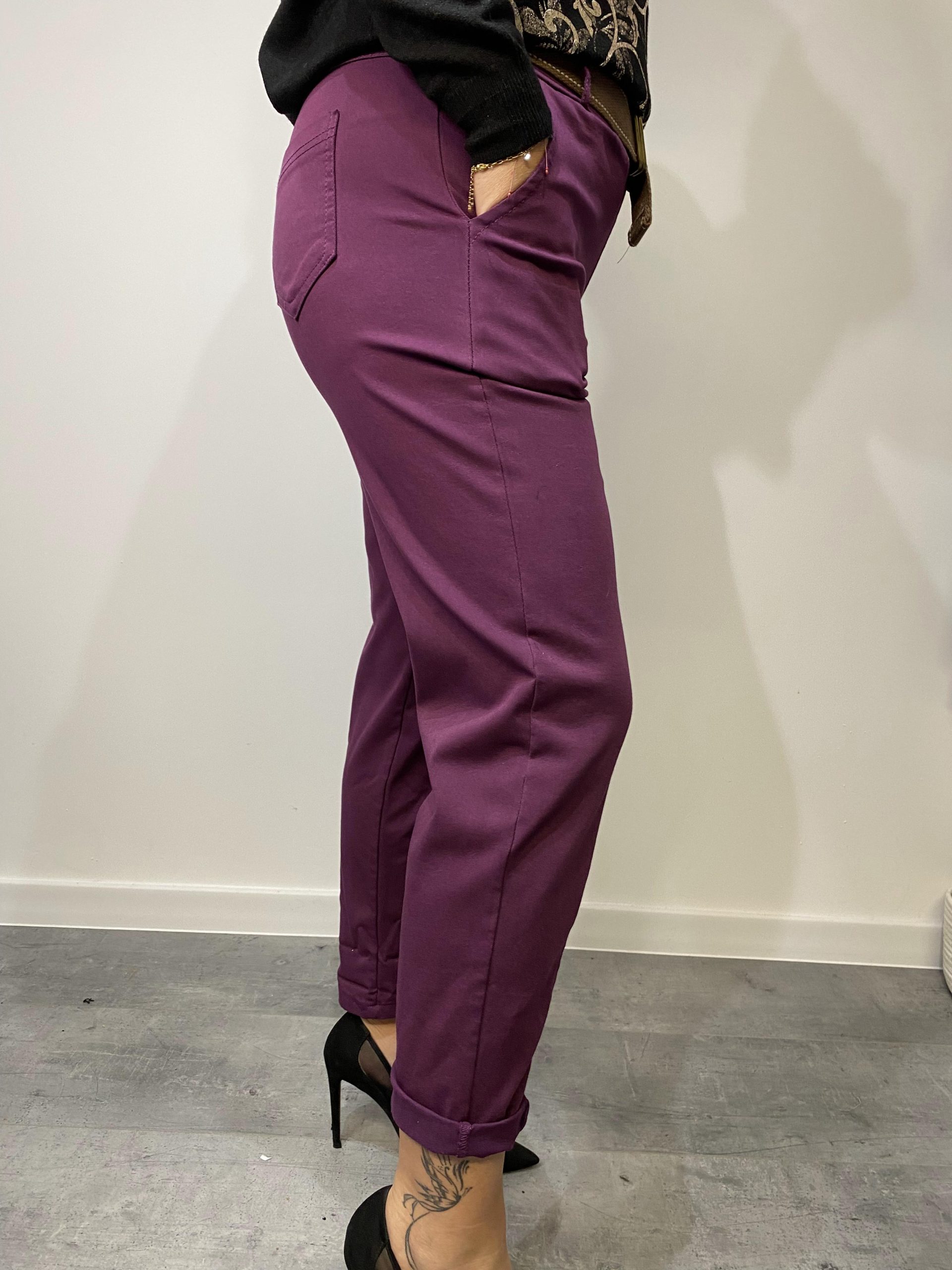 Spodnie bordowe - obrazek 4