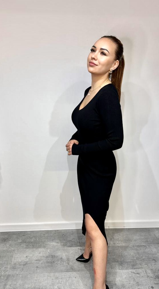 Sukienka elegancka dzianinowa - obrazek 2